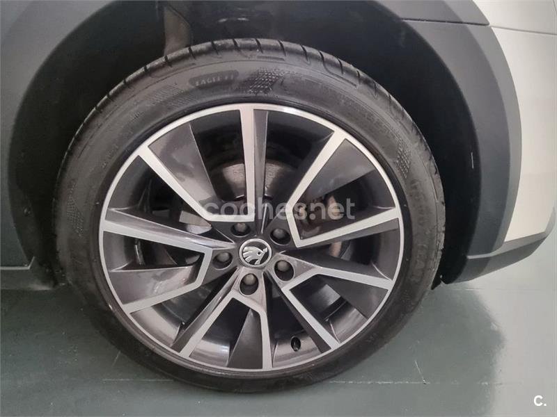 SKODA Scout 2.0 TDI CR 4×4