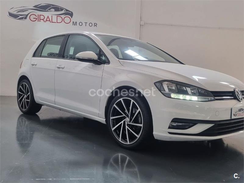 VOLKSWAGEN Golf Advance 1.6 TDI