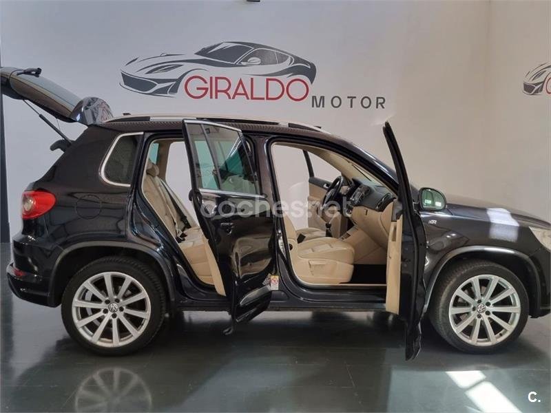 VOLKSWAGEN Tiguan 2.0 TDI RLine