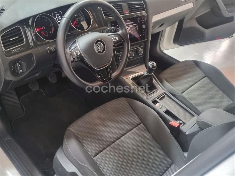 VOLKSWAGEN Golf Advance 1.6 TDI