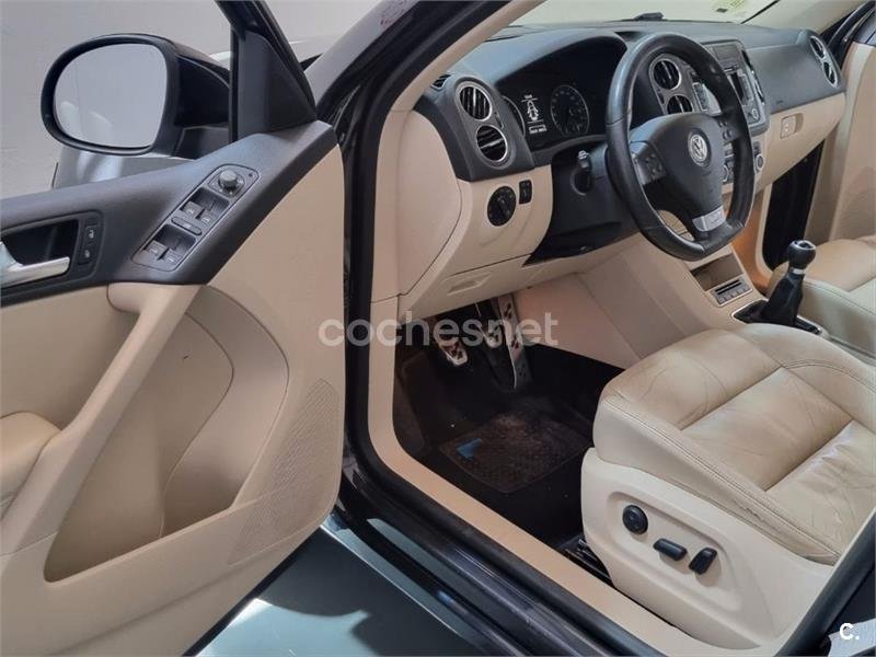 VOLKSWAGEN Tiguan 2.0 TDI RLine