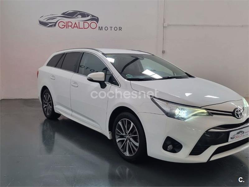 TOYOTA Avensis 2.0 150D EXECUTIVE TS