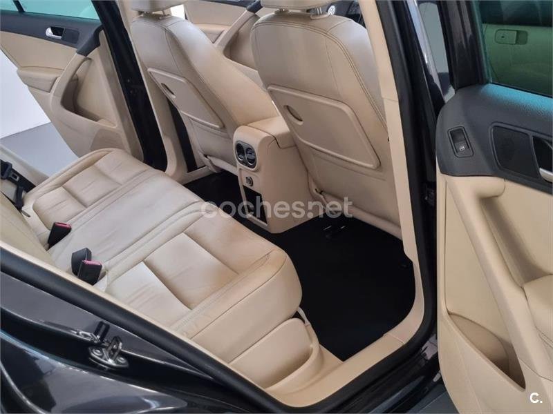 VOLKSWAGEN Tiguan 2.0 TDI RLine