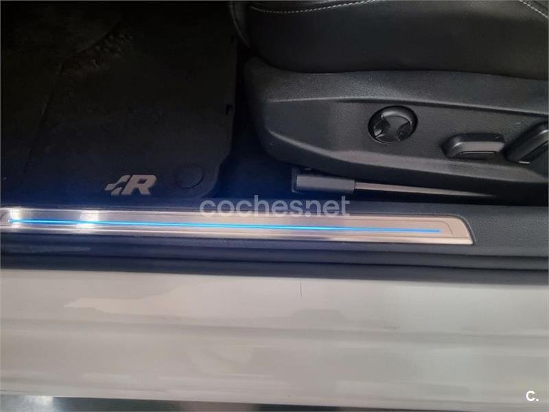 VOLKSWAGEN Golf R 2.0 TSI 300cv BMT 4Motion