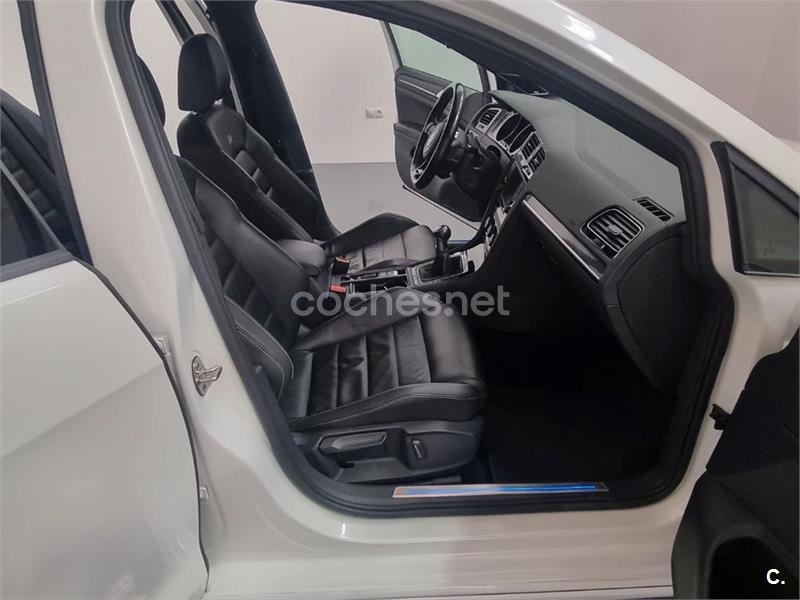 VOLKSWAGEN Golf R 2.0 TSI 300cv BMT 4Motion