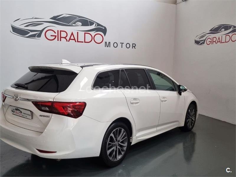 TOYOTA Avensis 2.0 150D EXECUTIVE TS