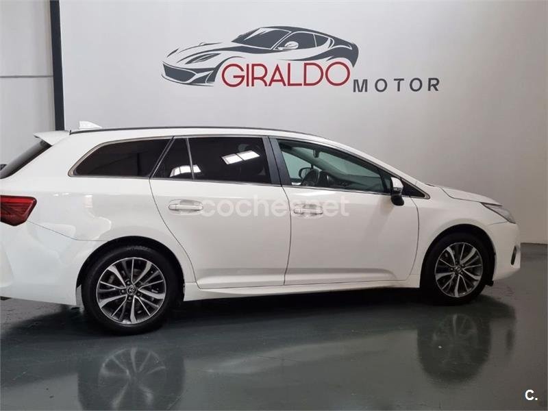 TOYOTA Avensis 2.0 150D EXECUTIVE TS