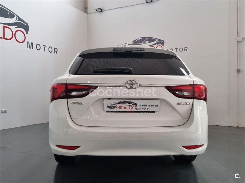 TOYOTA Avensis 2.0 150D EXECUTIVE TS