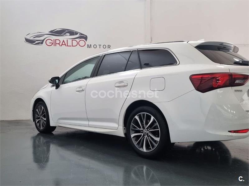 TOYOTA Avensis 2.0 150D EXECUTIVE TS